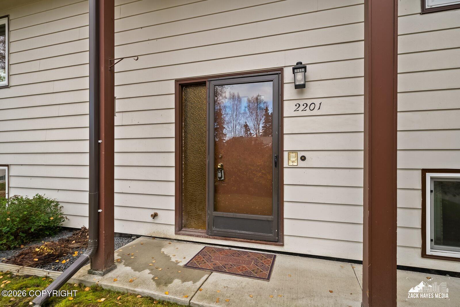 2201 Lake George Drive Property Photo 6