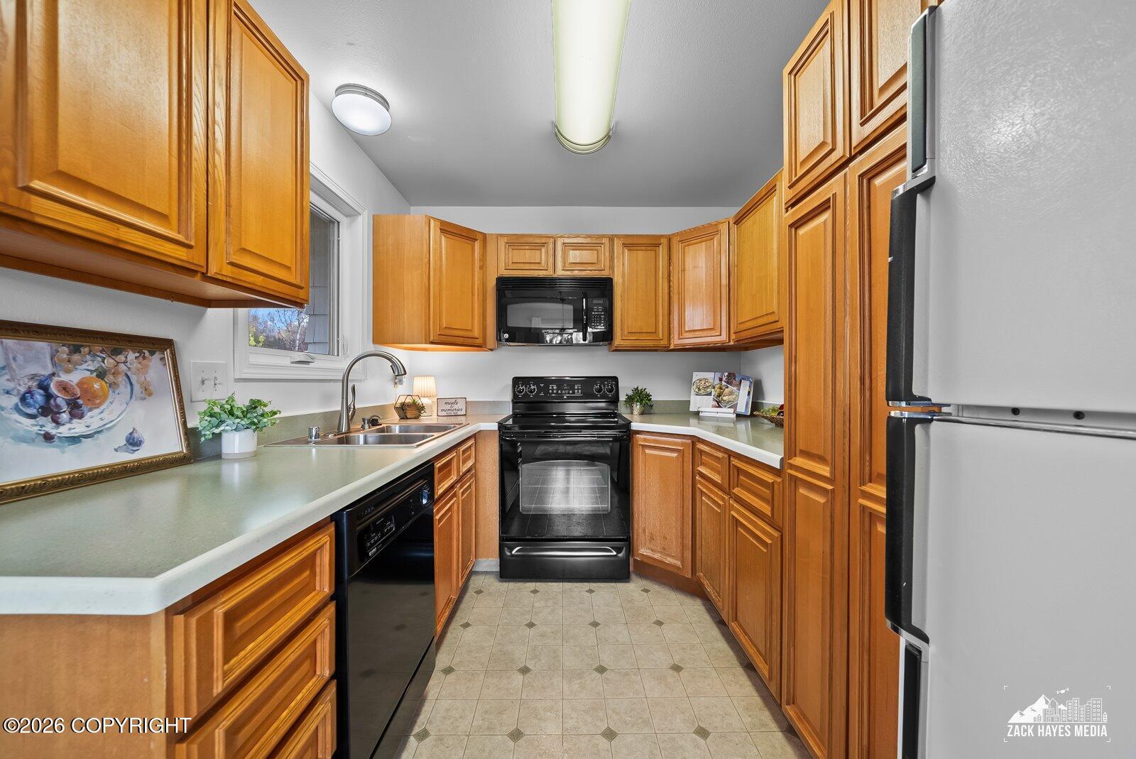 2201 Lake George Drive Property Photo 18