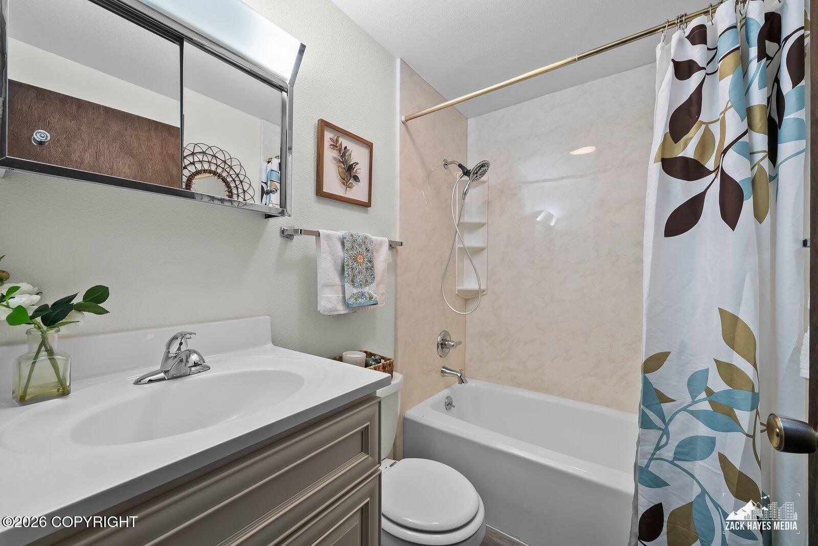 2201 Lake George Drive Property Photo 41