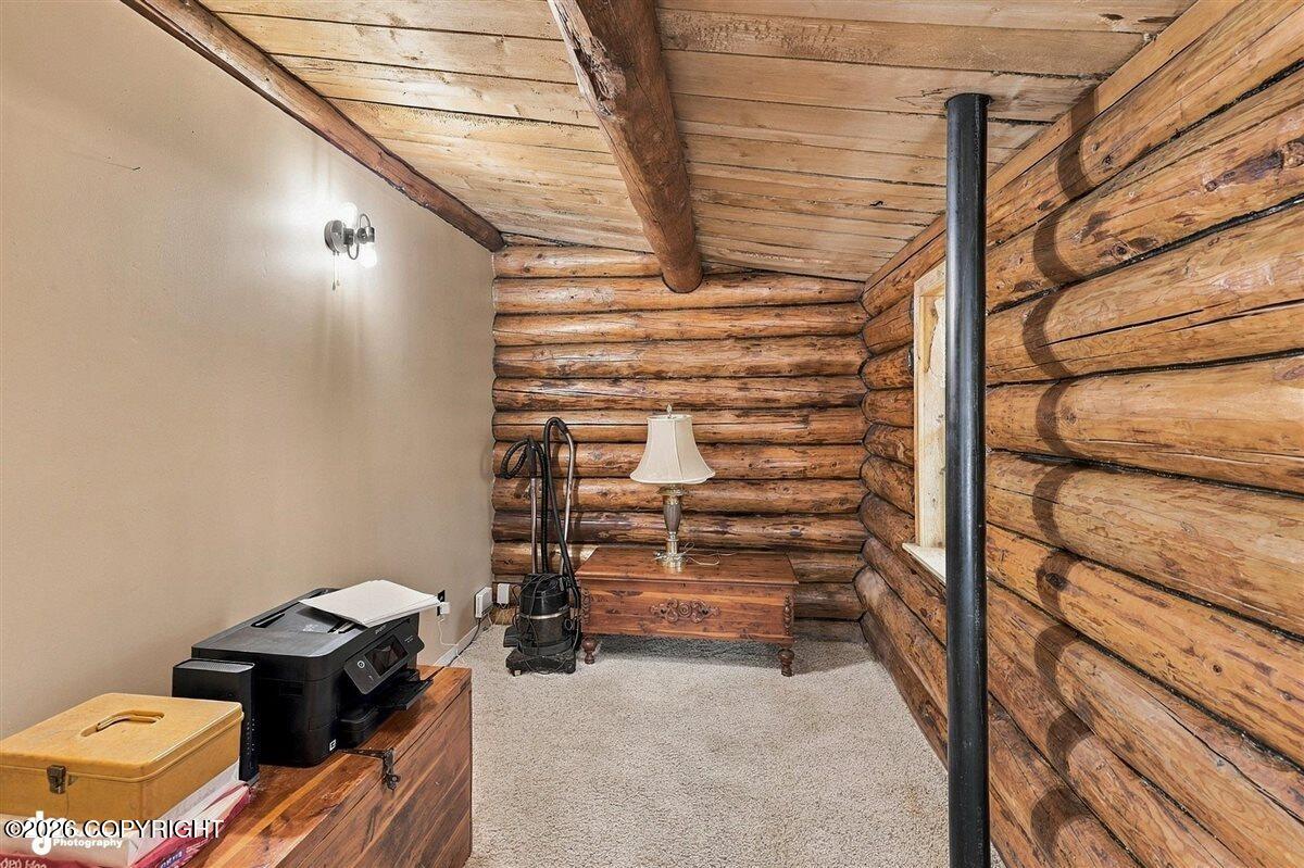 5510 N Westfork Drive Property Photo 9