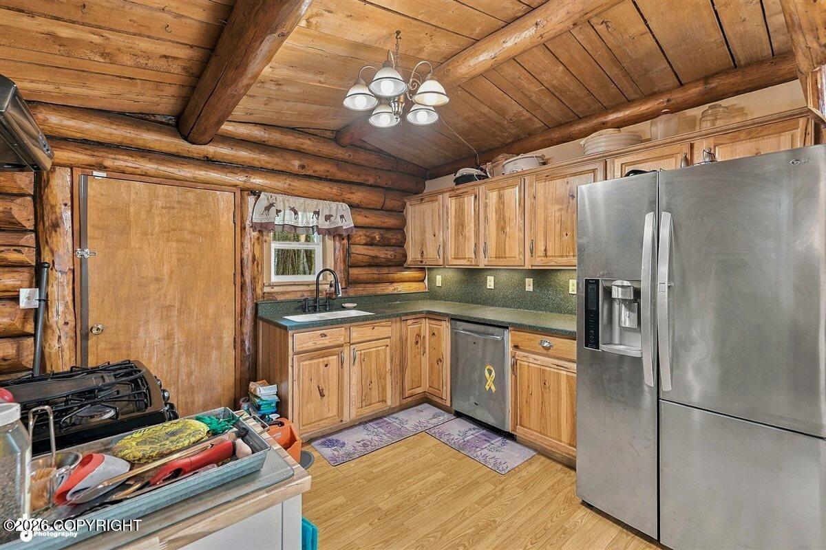 5510 N Westfork Drive Property Photo 15