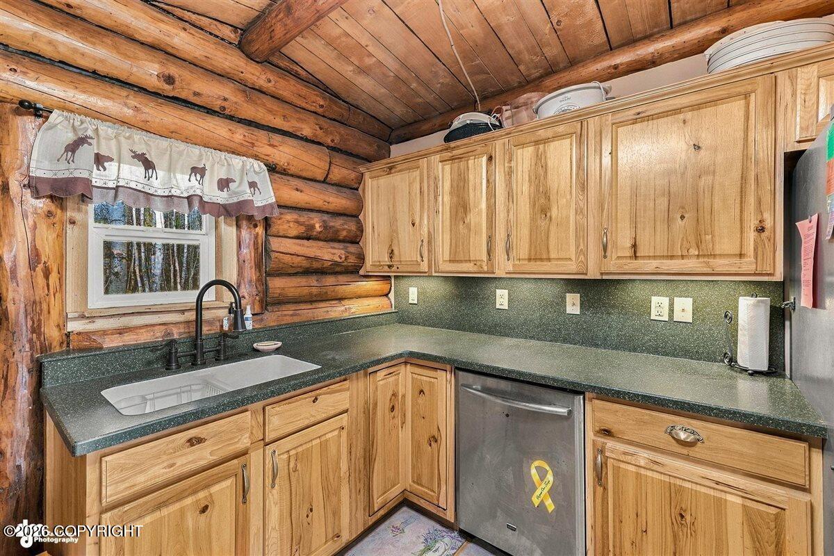 5510 N Westfork Drive Property Photo 19
