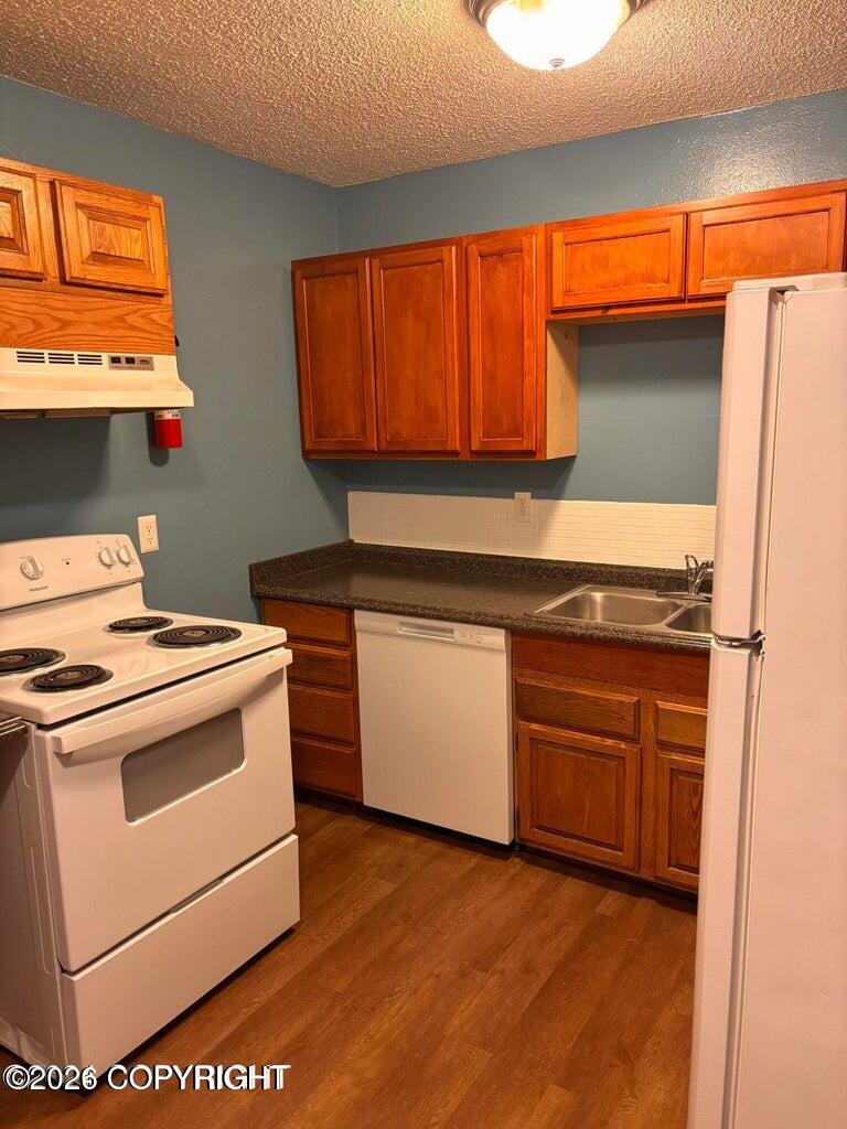 636 W 45th Avenue #1 Property Photo 1