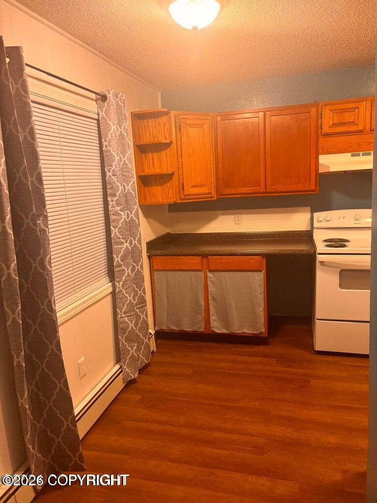 636 W 45th Avenue #1 Property Photo 2