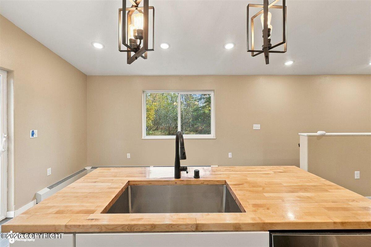 8724 W Obrien Creek Drive Property Photo 4
