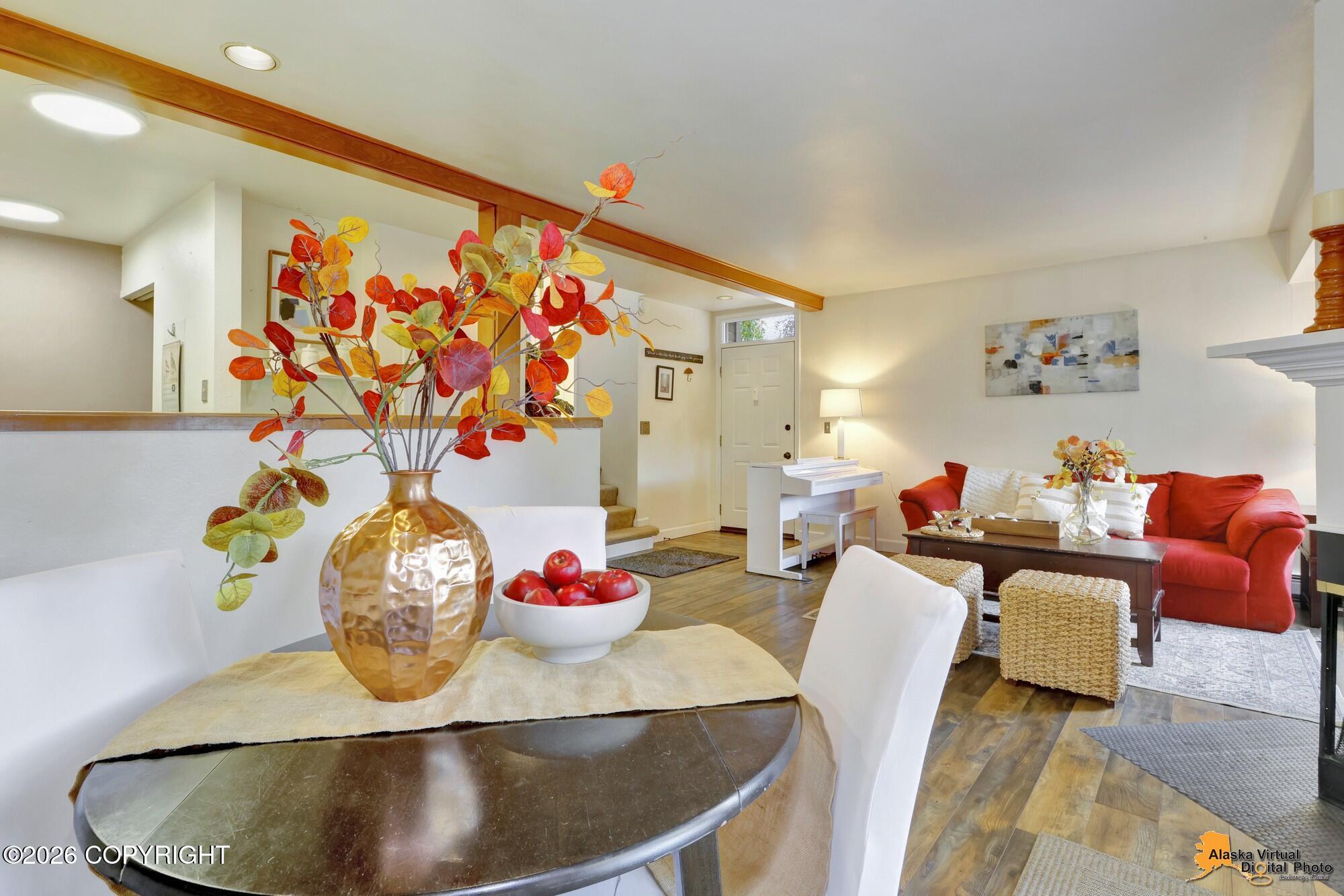 6420 E Northern Lights Boulevard #7b Property Photo 5