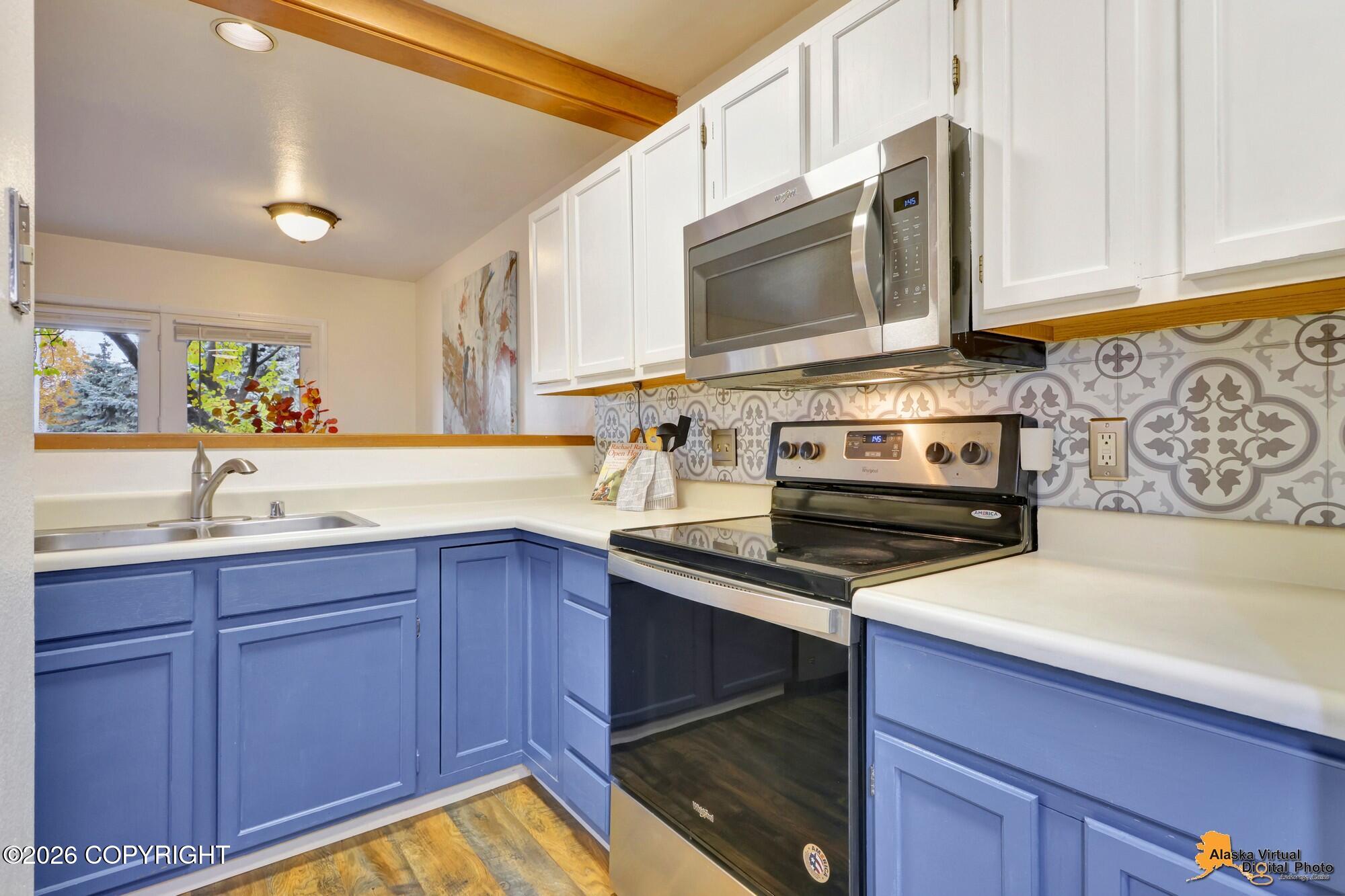 6420 E Northern Lights Boulevard #7b Property Photo 10