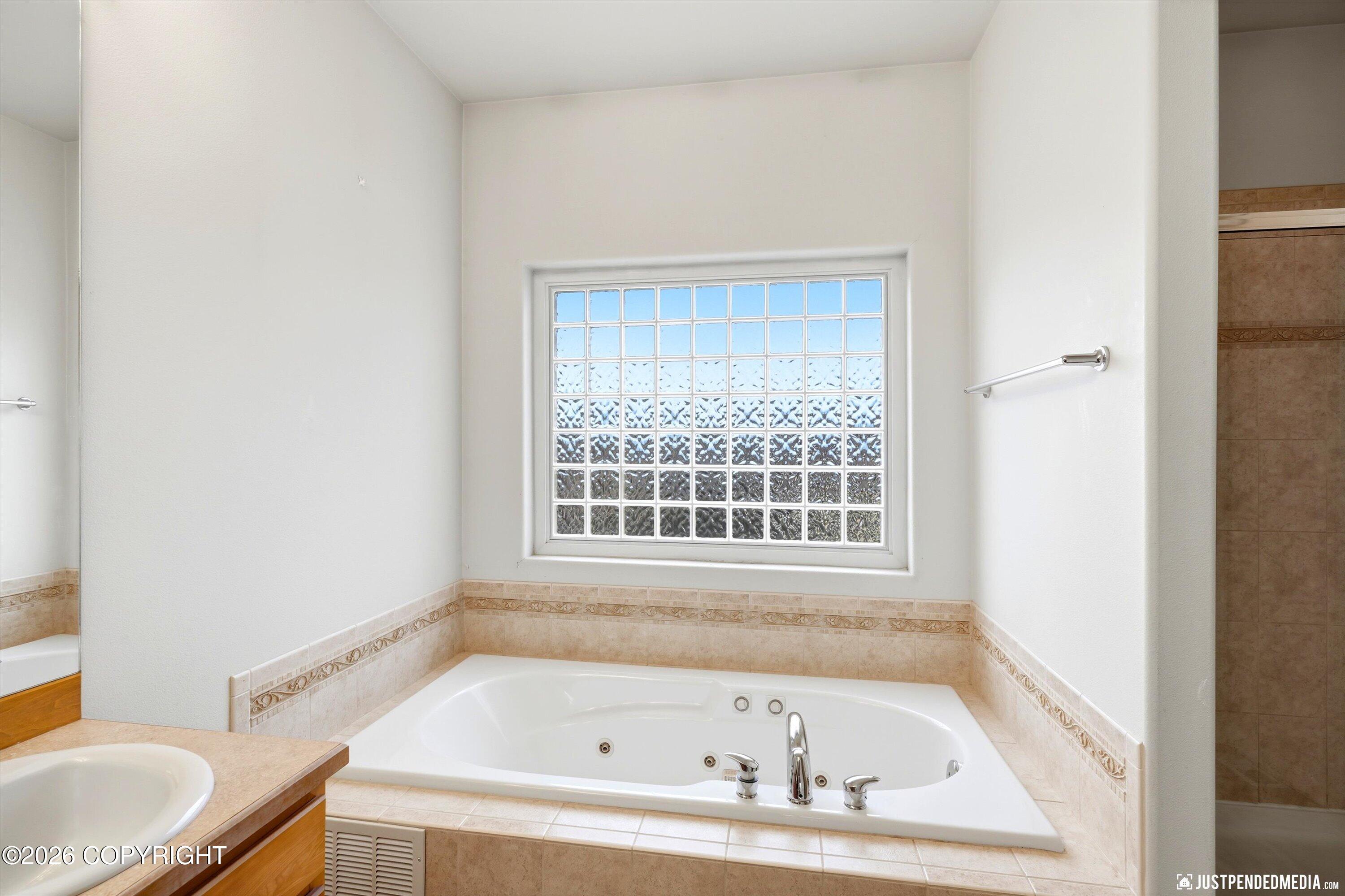 13230 Fullenwider Circle Property Photo 22
