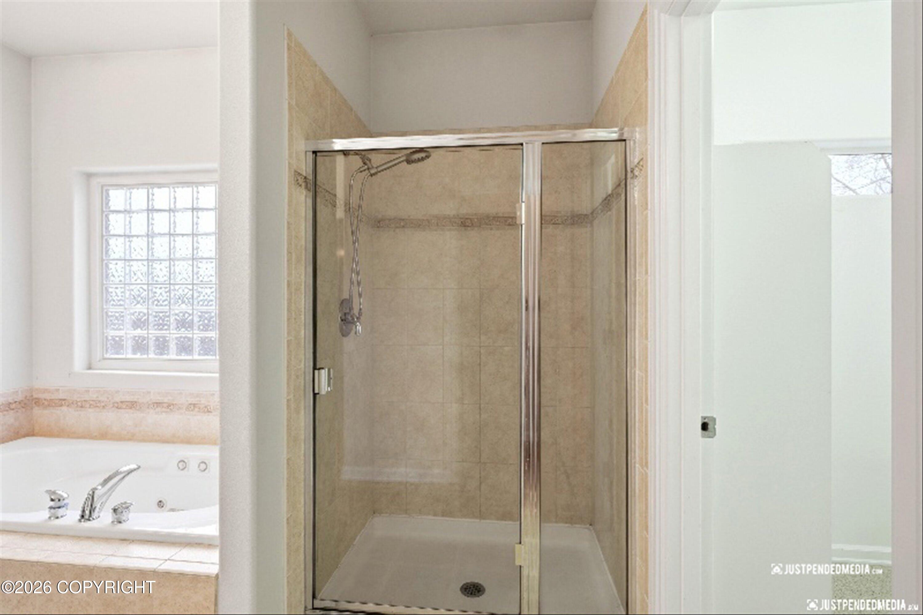 13230 Fullenwider Circle Property Photo 23
