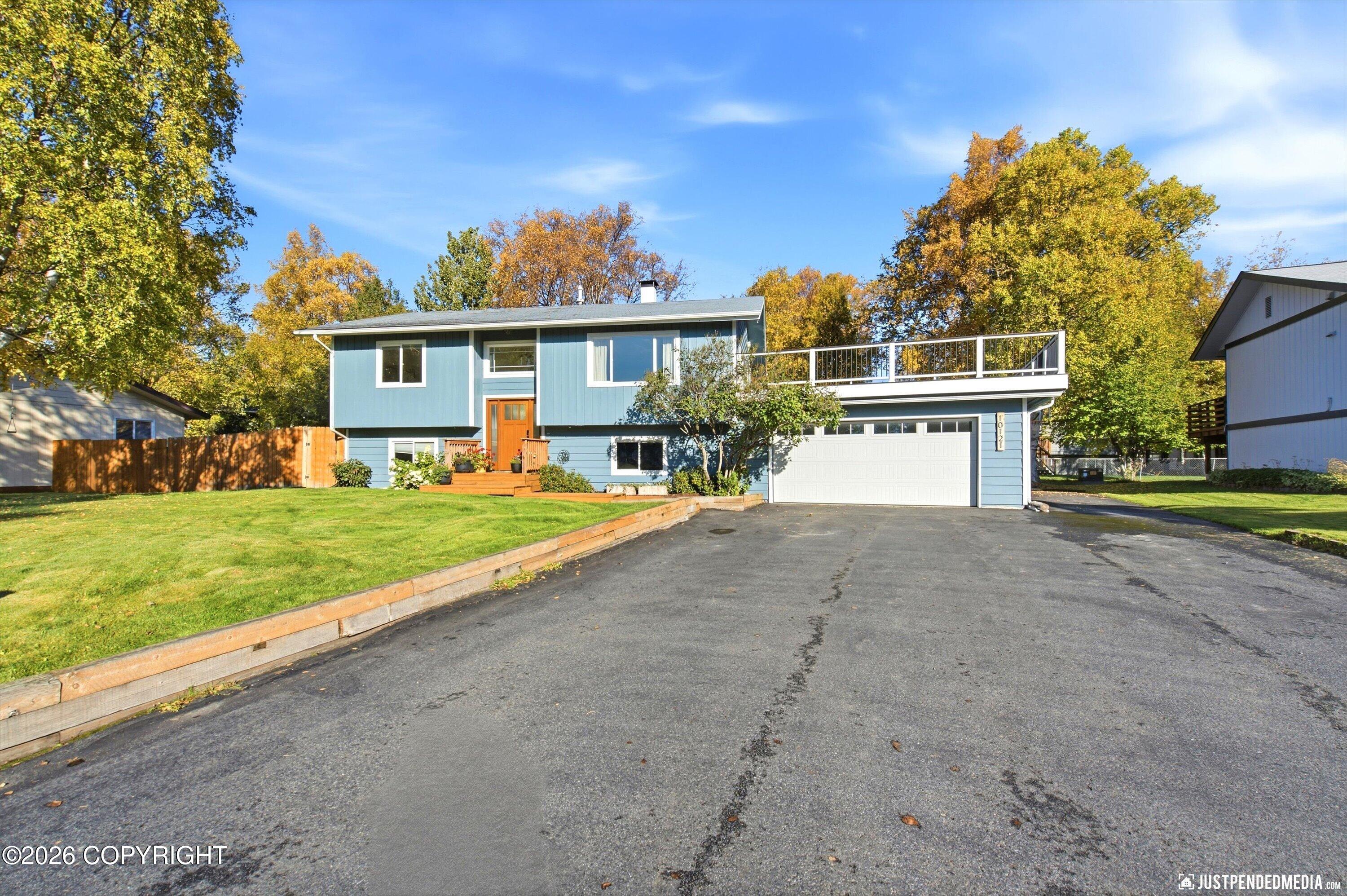 10121 Marmot Court Property Photo 2