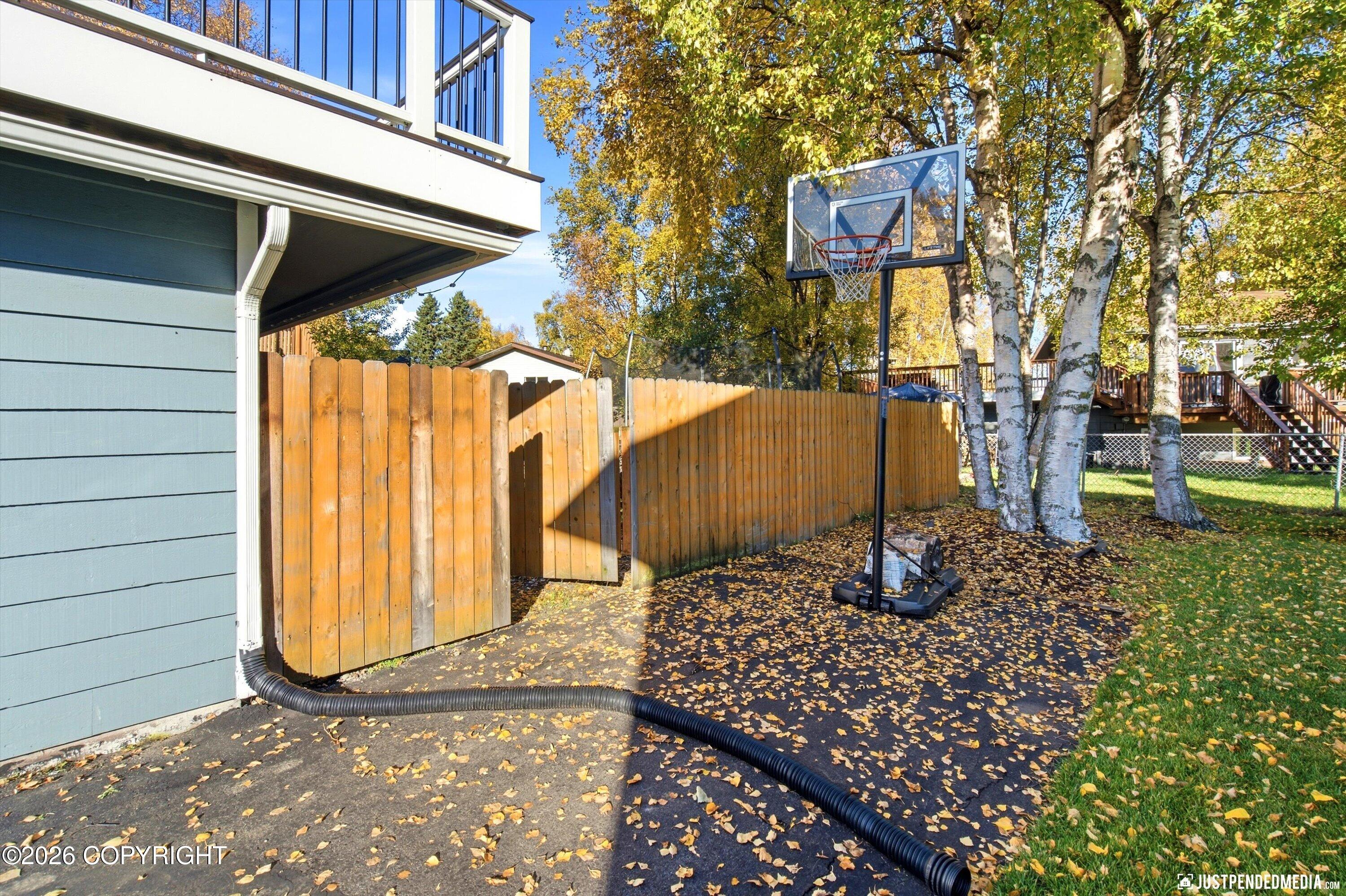 10121 Marmot Court Property Photo 64