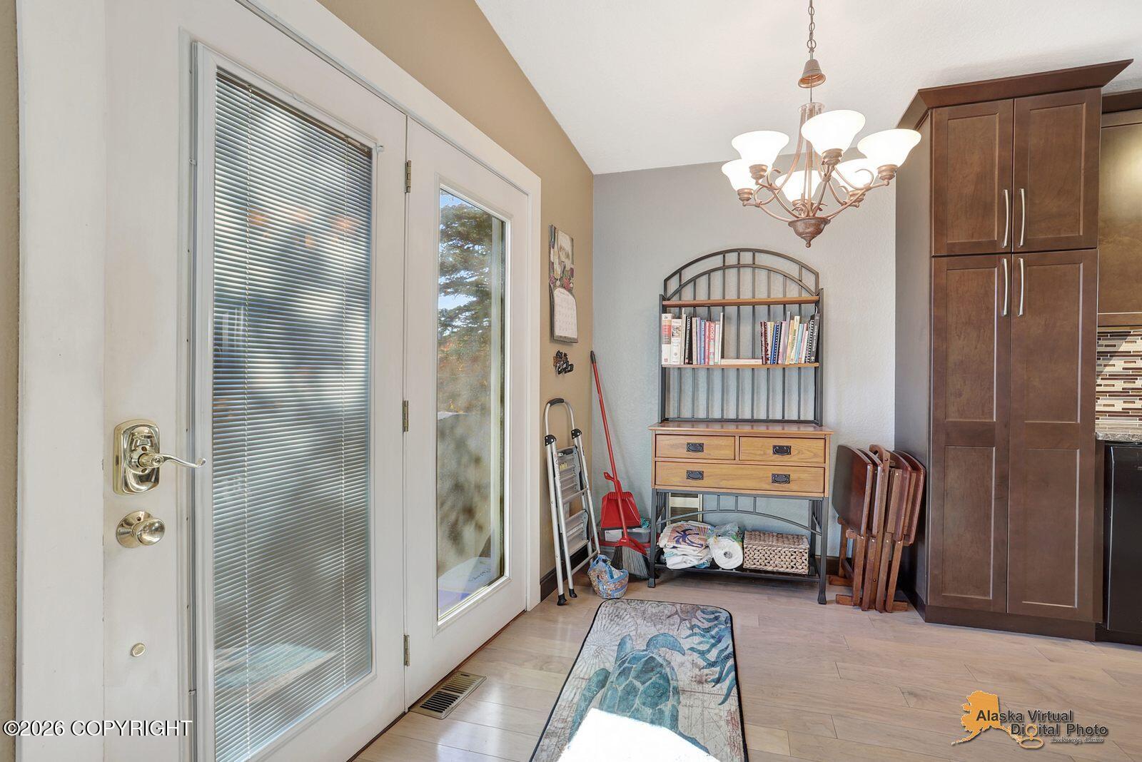7750 E Sapphire Road Property Photo 9