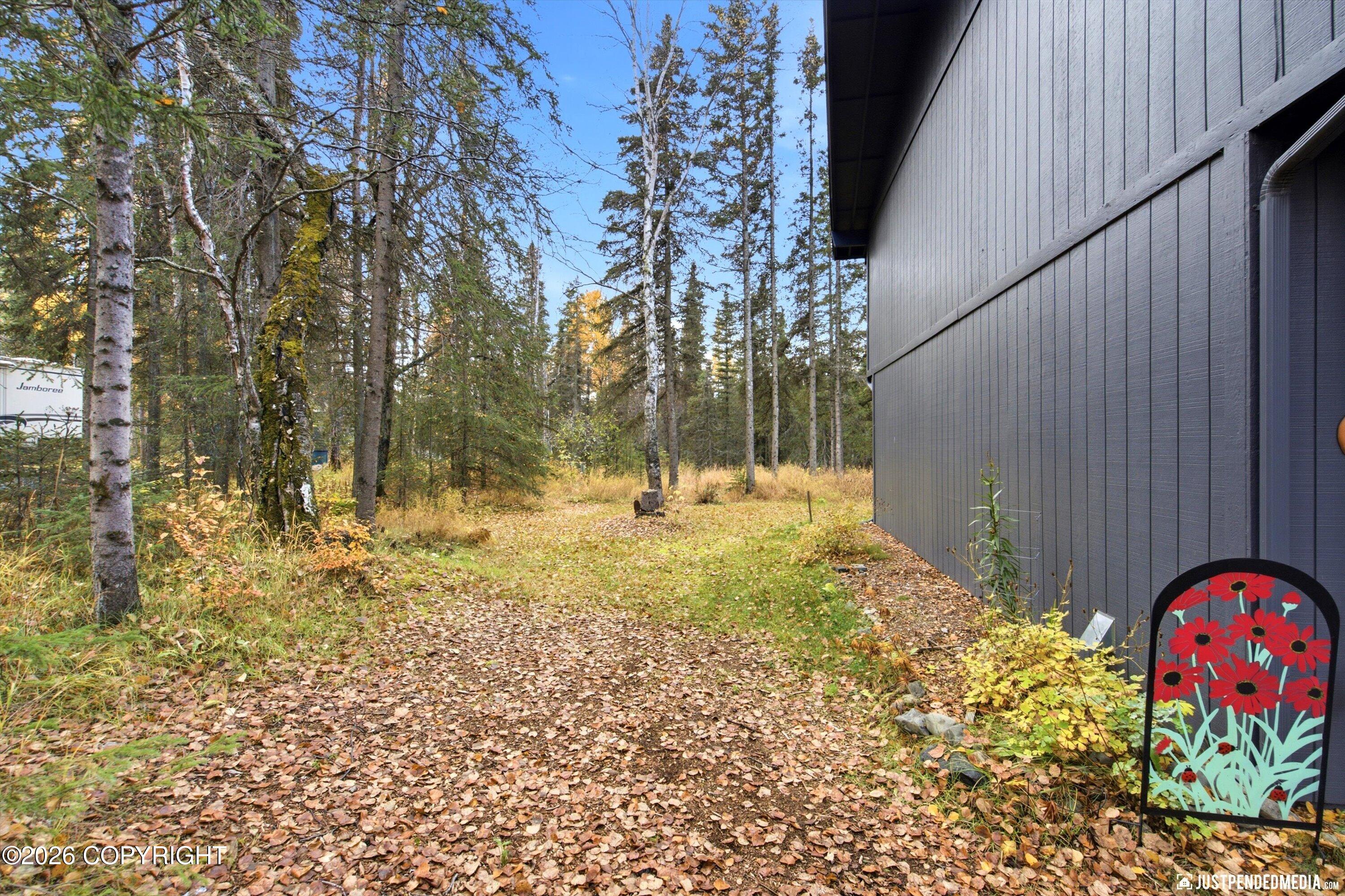 10020 Lone Tree Drive Property Photo 46