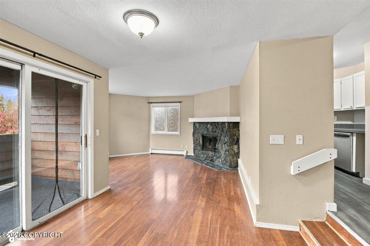 9720 Vanguard Drive #24 Property Photo 5