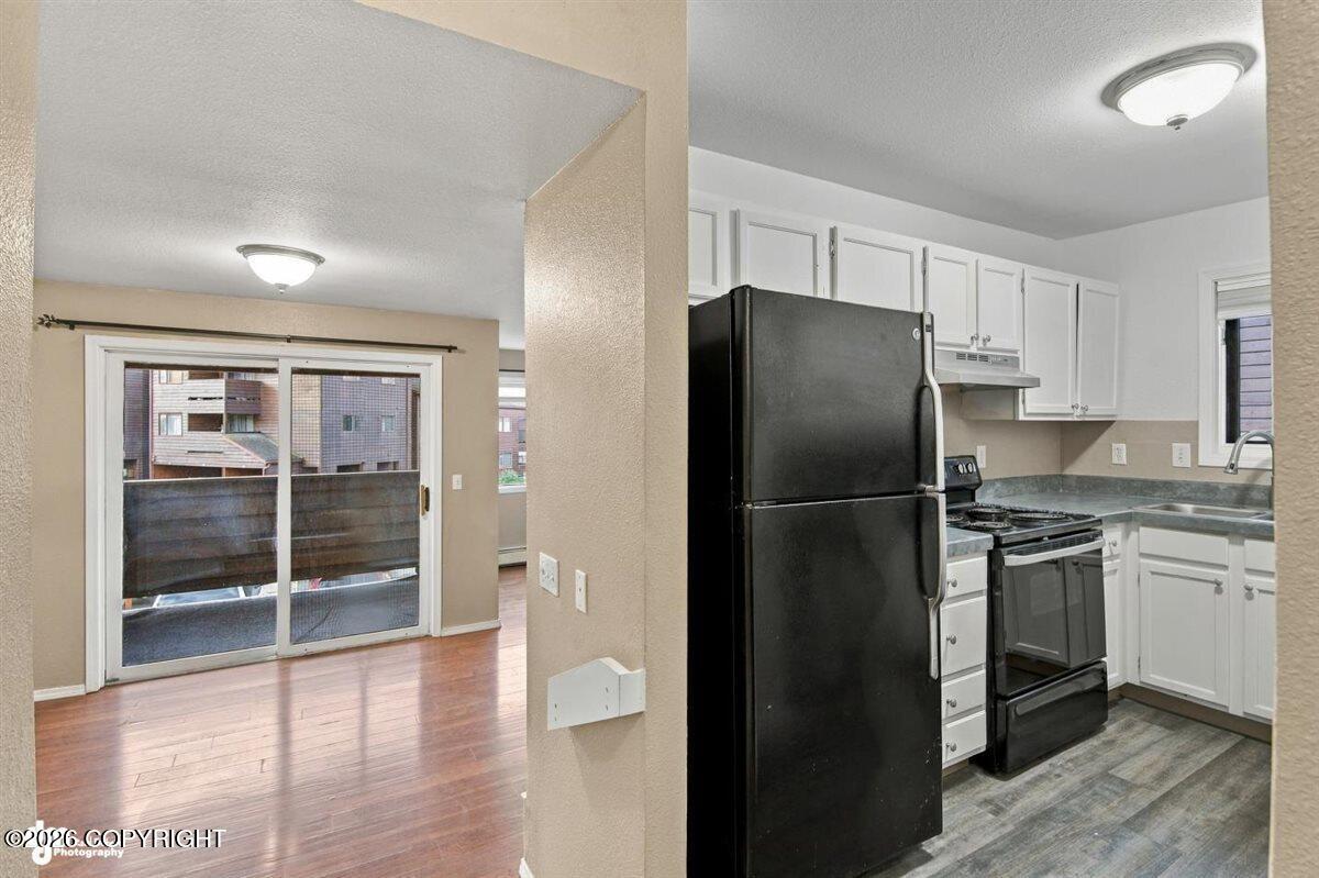 9720 Vanguard Drive #24 Property Photo 6