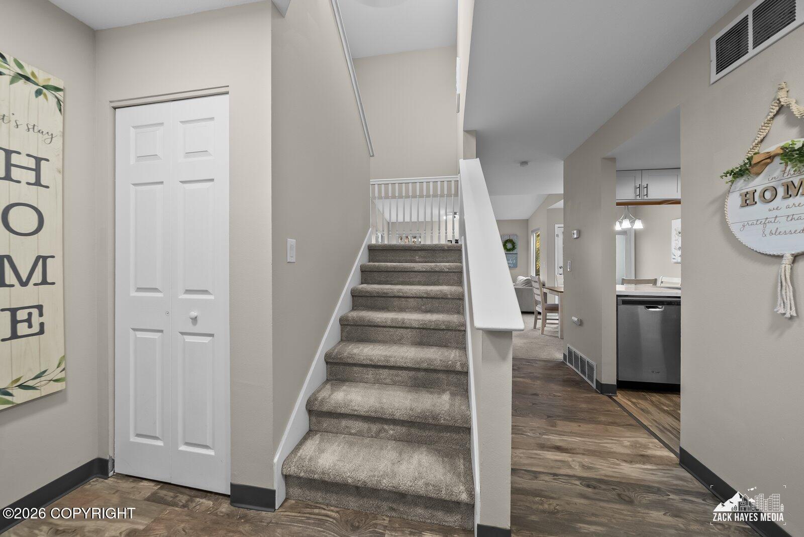 8925 Joy Circle Circle Property Photo 29