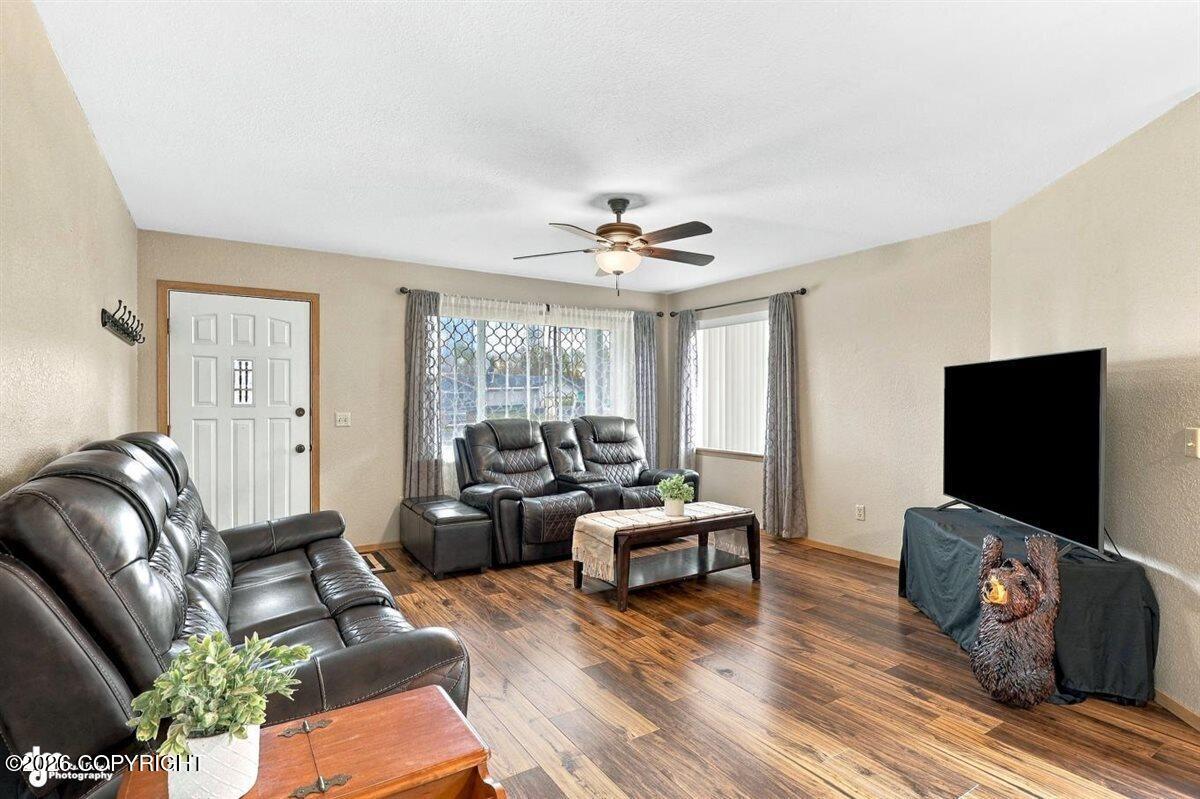 1521 Stellar Drive Property Photo 3