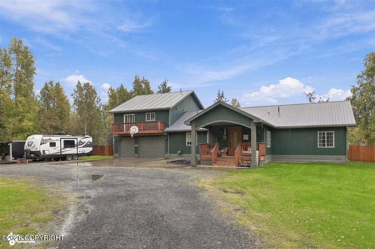 1130 E Lee Street Property Photo 2