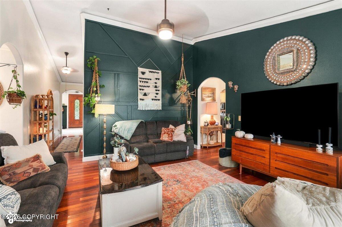 1130 E Lee Street Property Photo 6