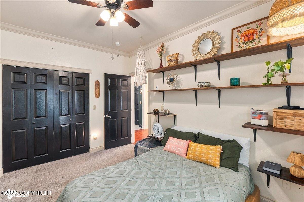 1130 E Lee Street Property Photo 13