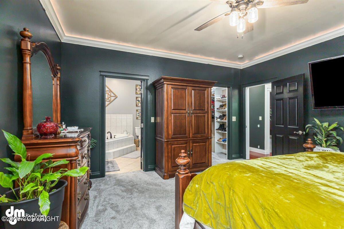 1130 E Lee Street Property Photo 30
