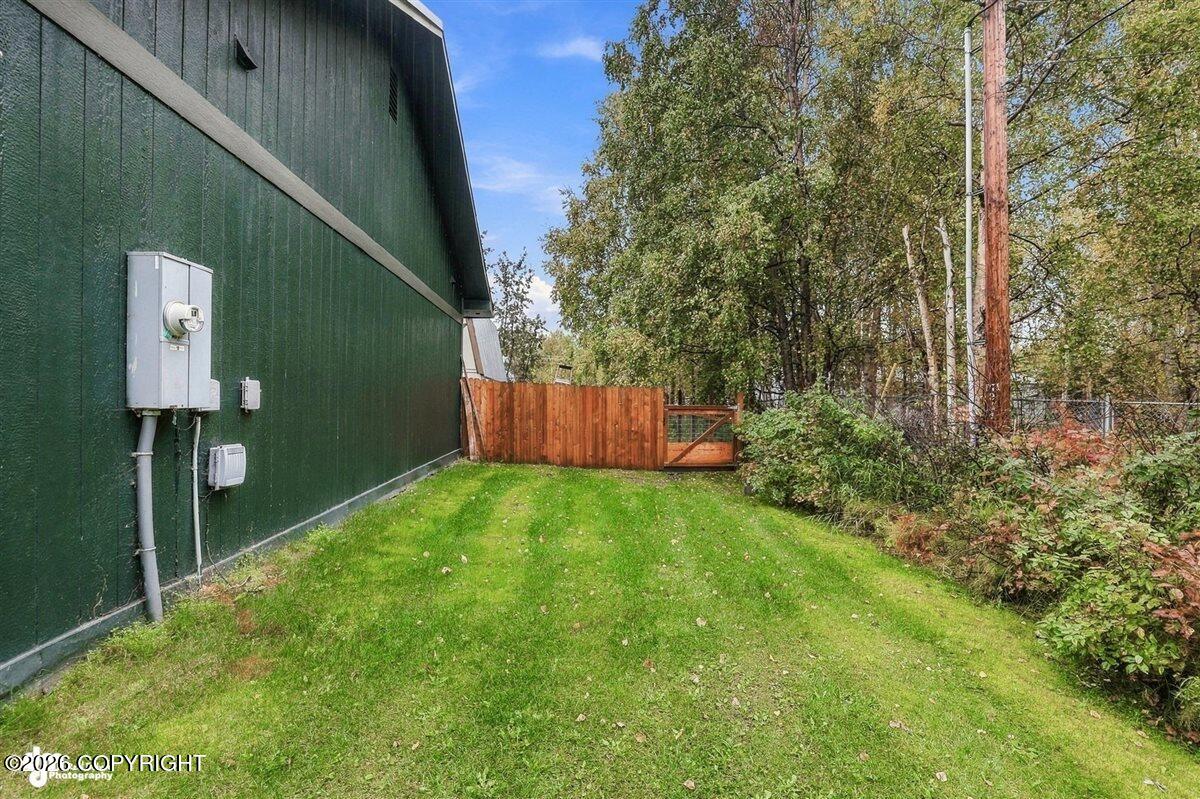 1130 E Lee Street Property Photo 34