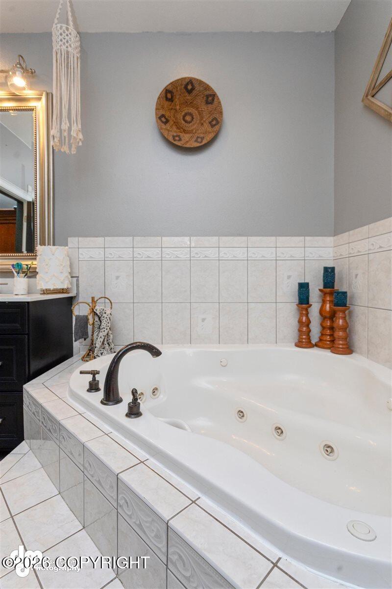 1130 E Lee Street Property Photo 36