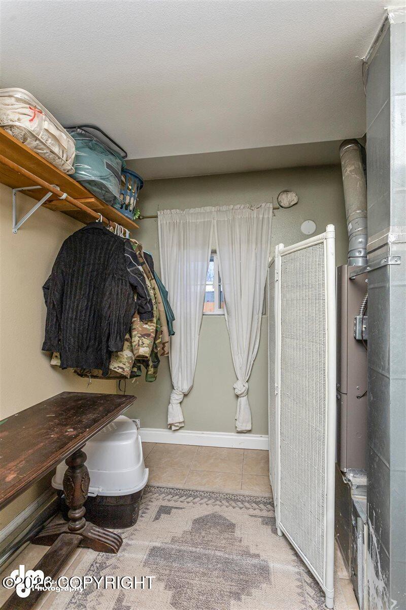 1130 E Lee Street Property Photo 45