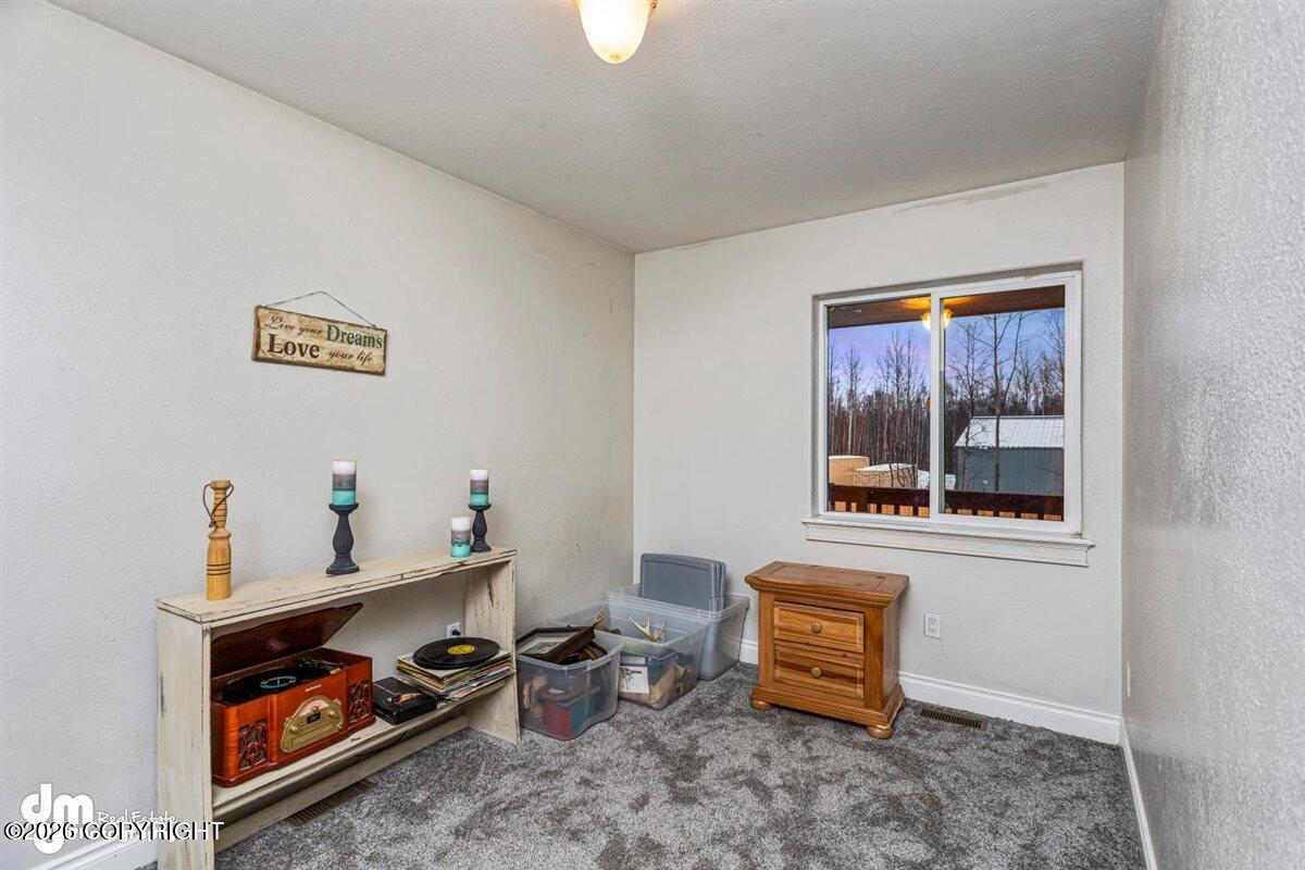 1130 E Lee Street Property Photo 55