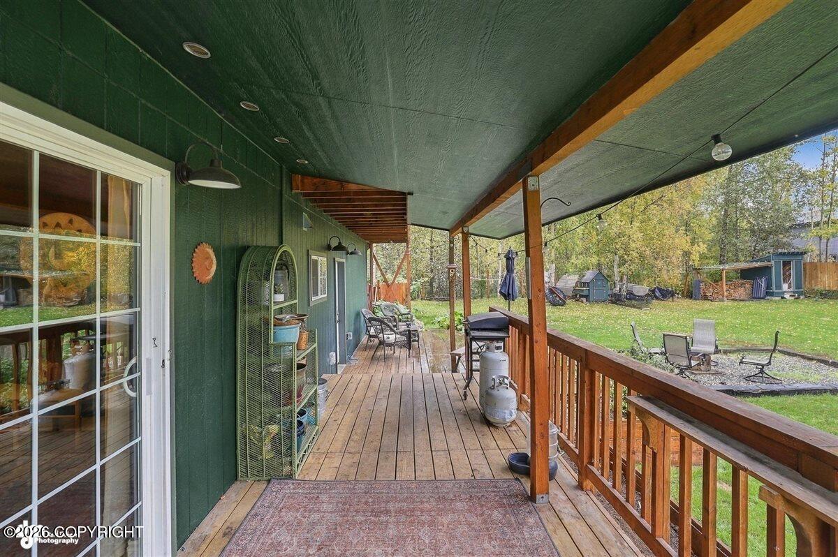 1130 E Lee Street Property Photo 72