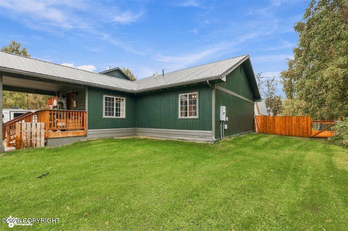 1130 E Lee Street Property Photo 75