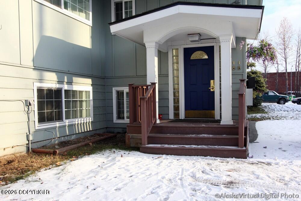 513 E 24th Avenue 6 Property Photo 1