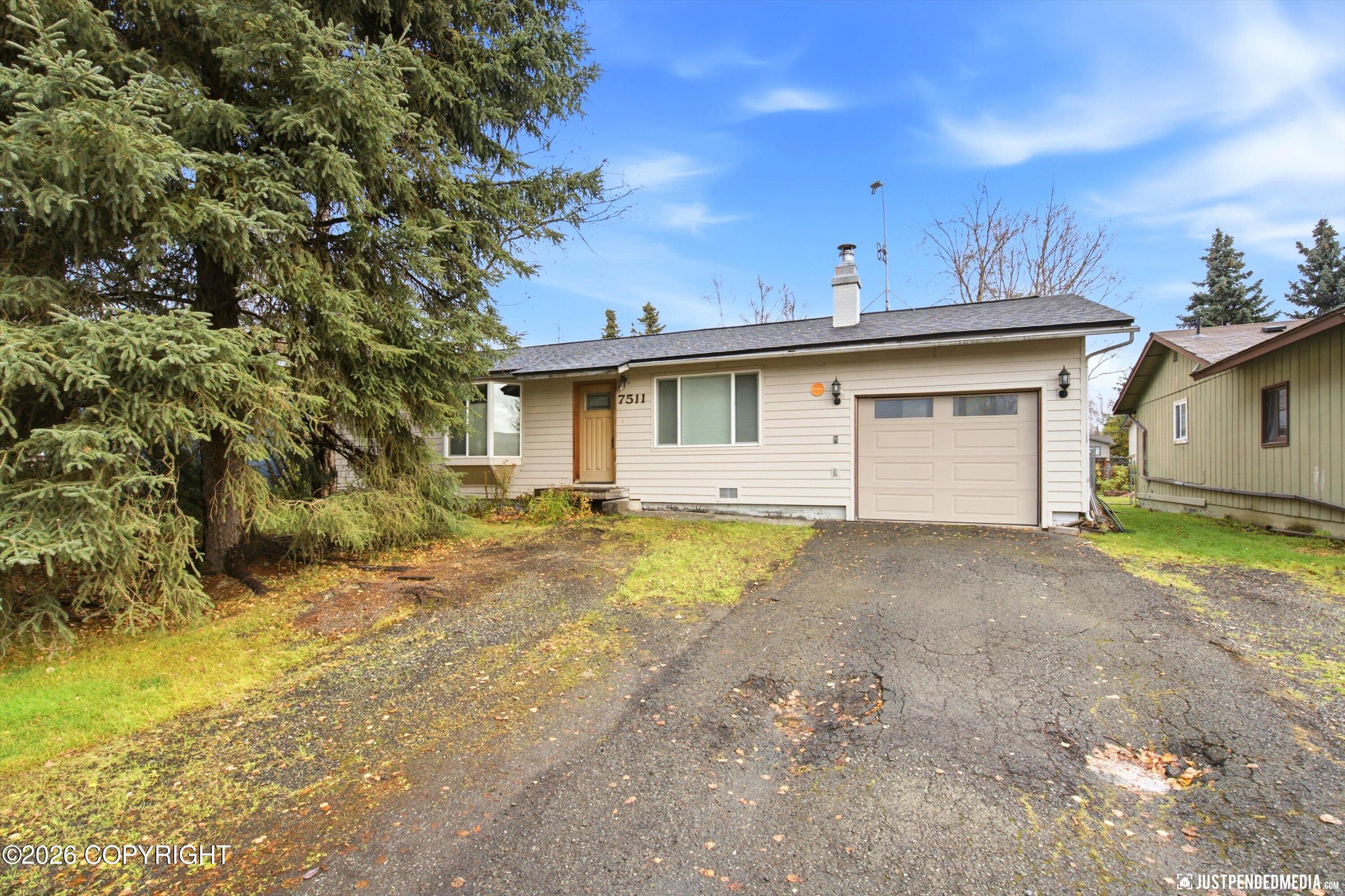7511 Chad Street Property Photo 2