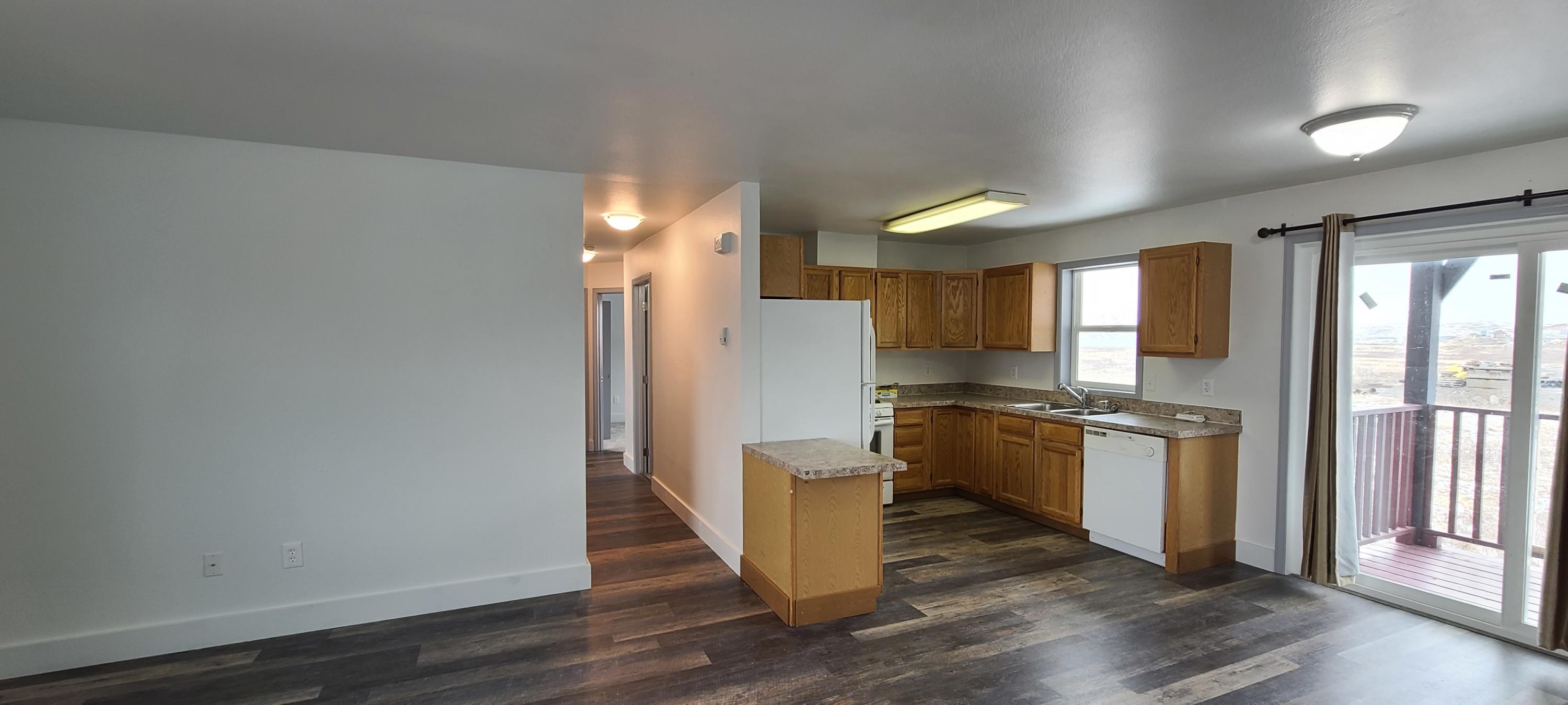 1080 E Broadway Avenue Property Photo 19