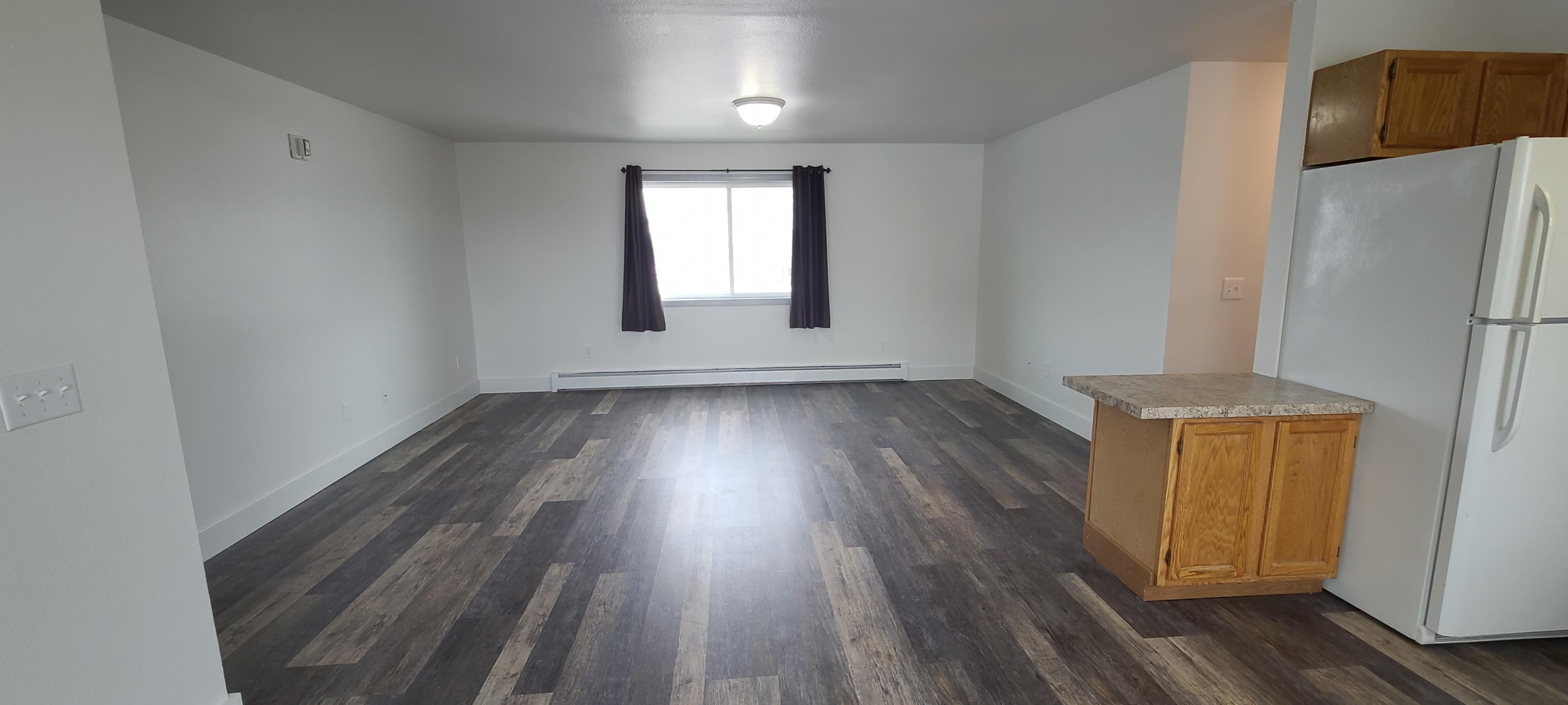 1080 E Broadway Avenue Property Photo 20