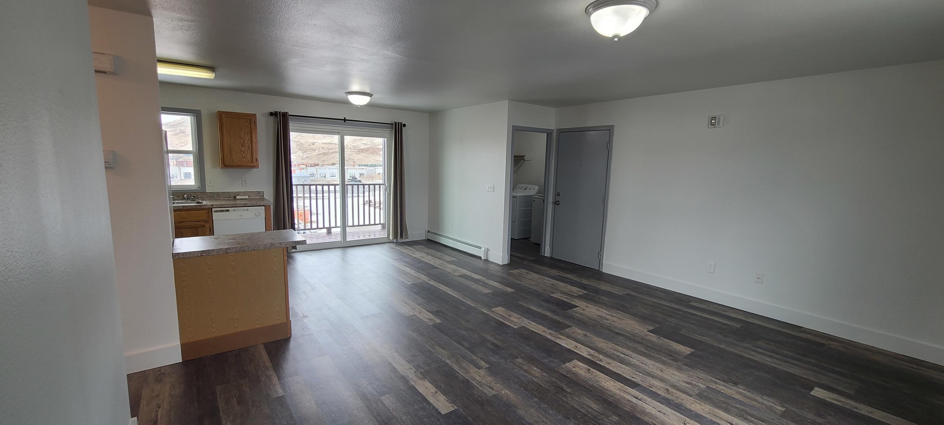 1080 E Broadway Avenue Property Photo 22