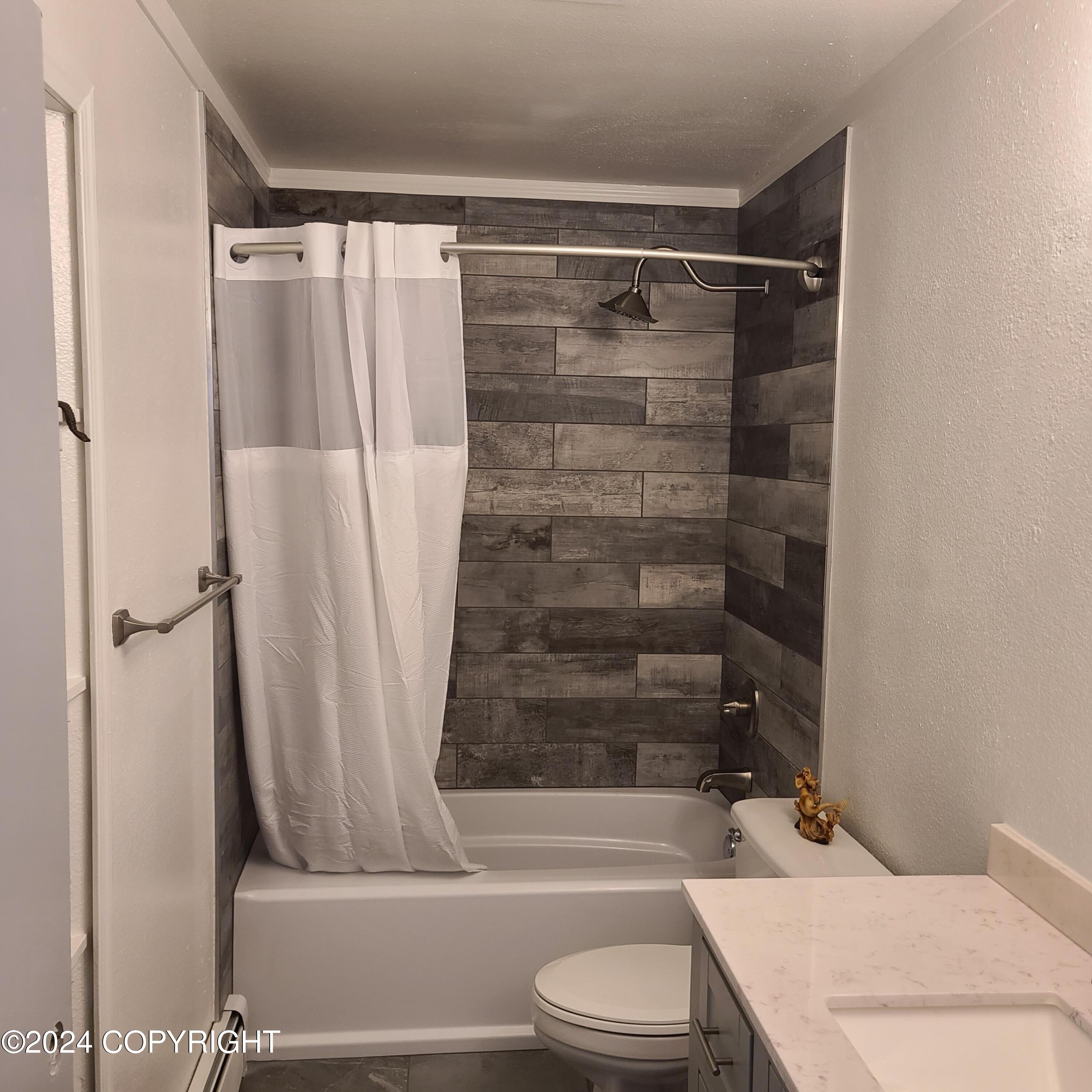 1080 E Broadway Avenue Property Photo 26
