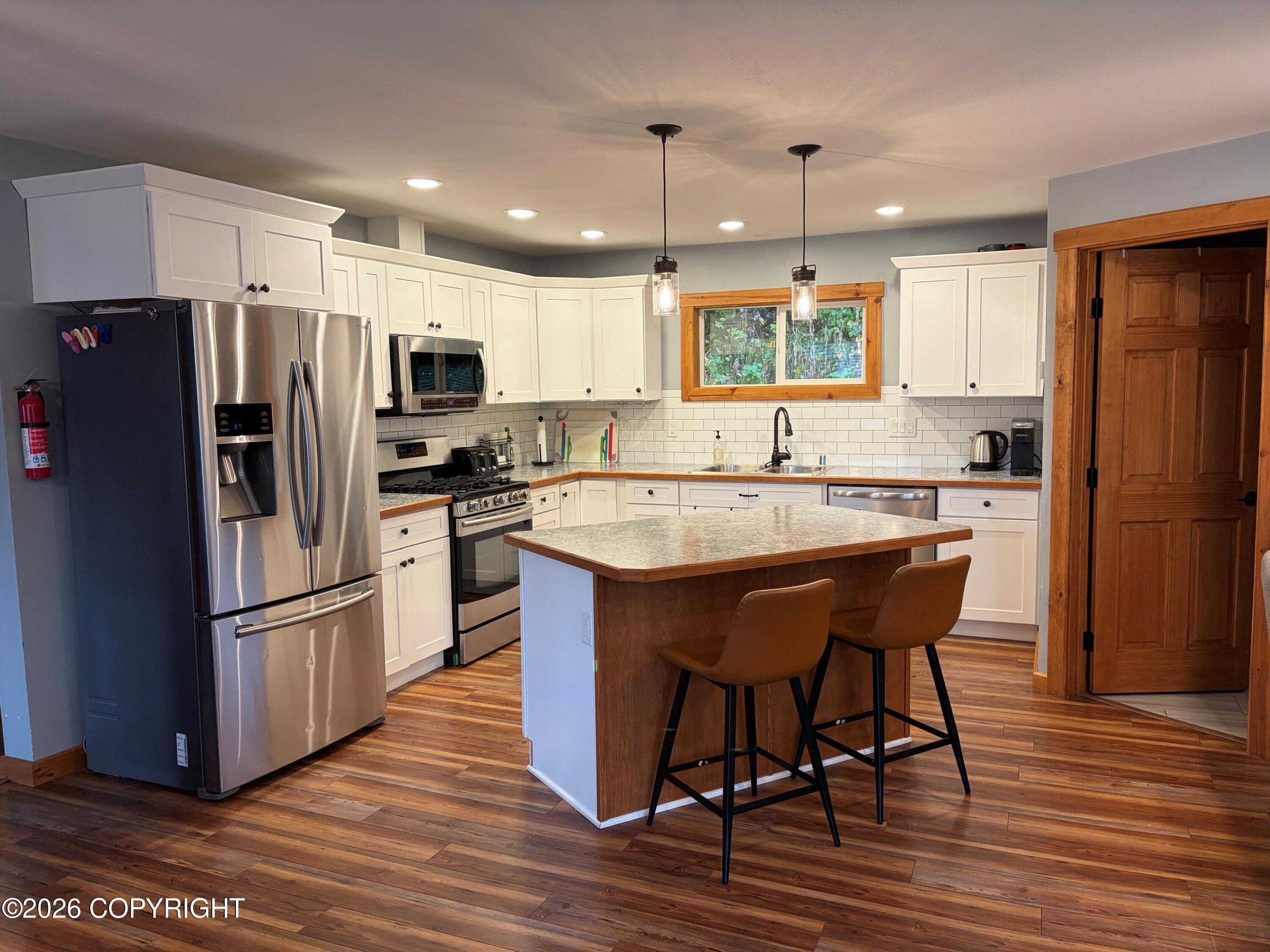 303 Eyak Drive Property Photo 3