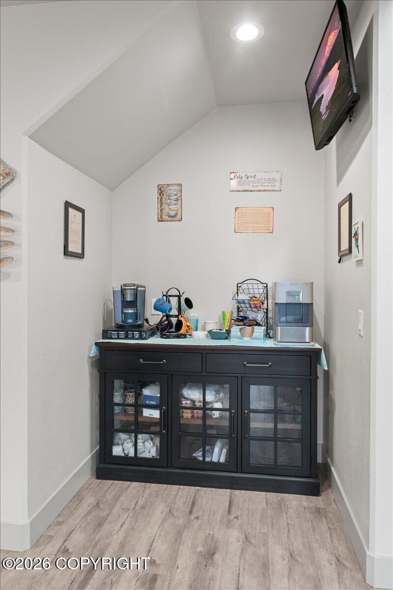8967 E Wolf Creek Road Property Photo 41