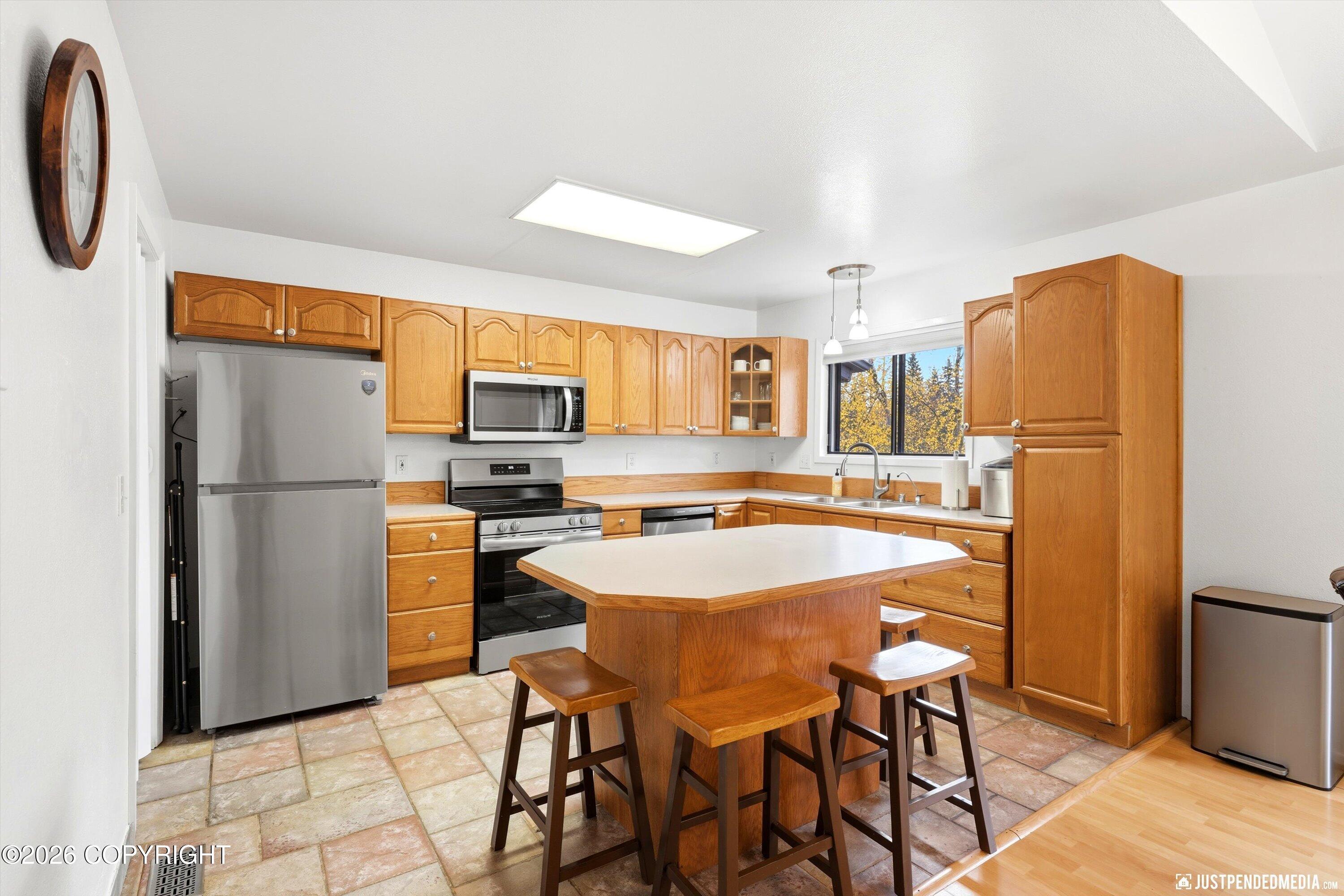 836 E 78th Avenue #5 Property Photo 7