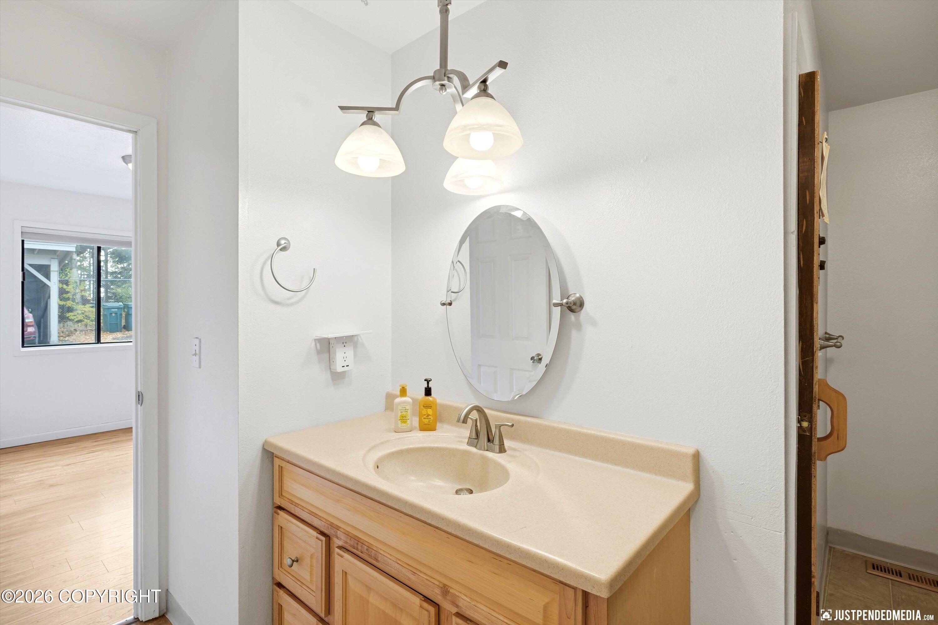 836 E 78th Avenue #5 Property Photo 20