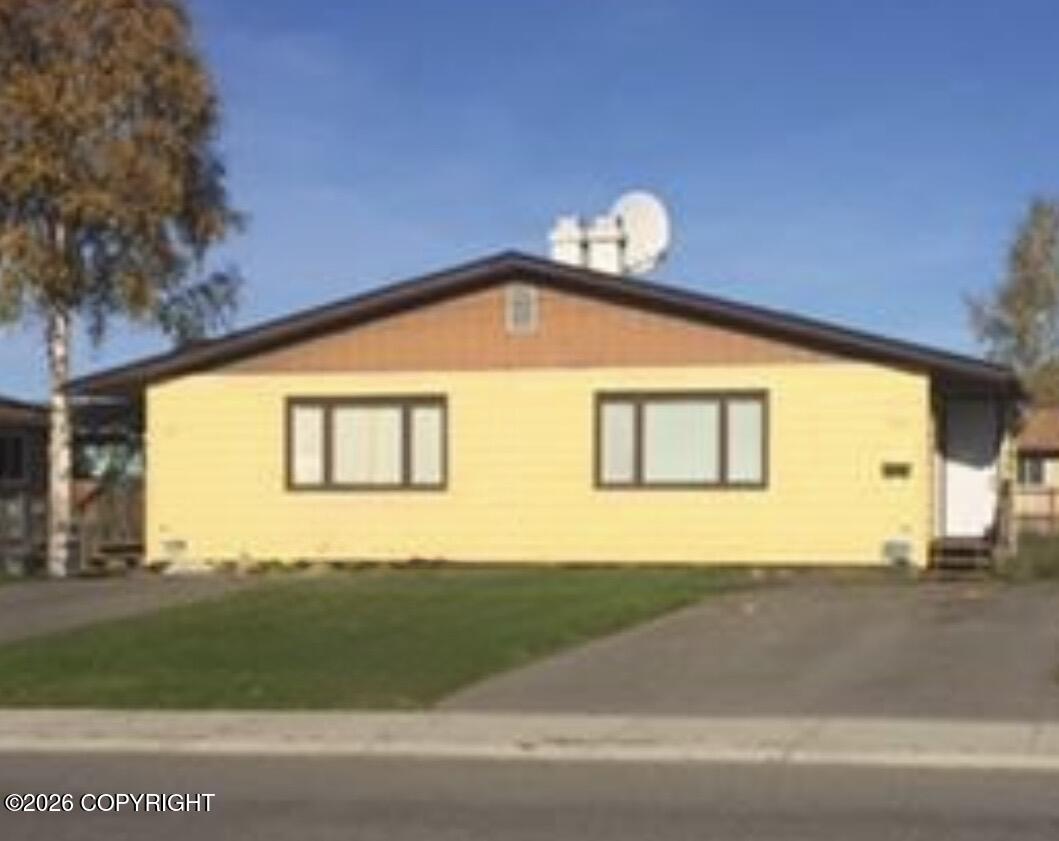 5419 E 4th Avenue Avenue Property Photo 1