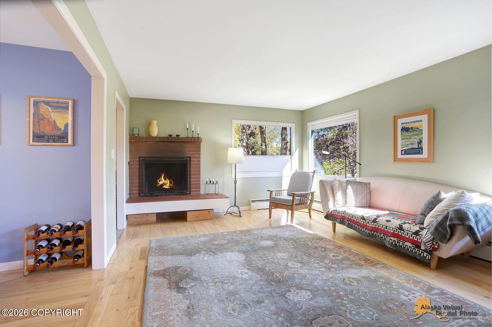 1332 W 12th Avenue Property Photo 6