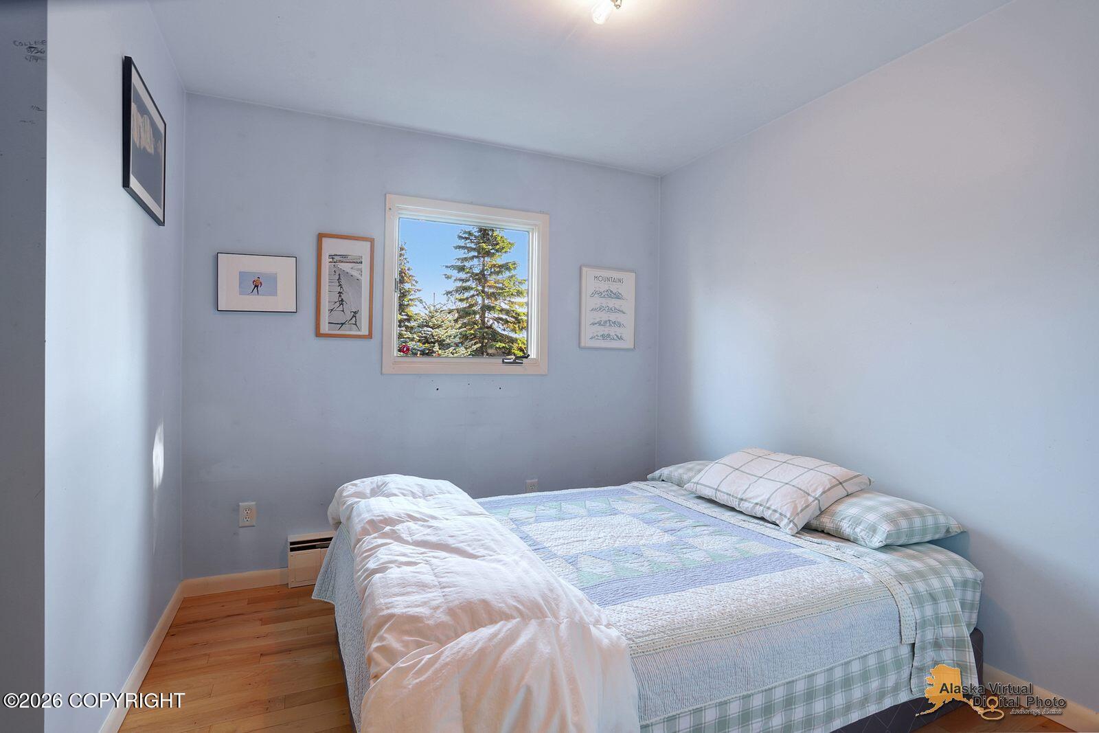 1332 W 12th Avenue Property Photo 19