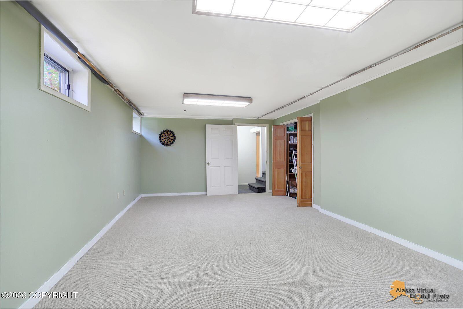 1332 W 12th Avenue Property Photo 22