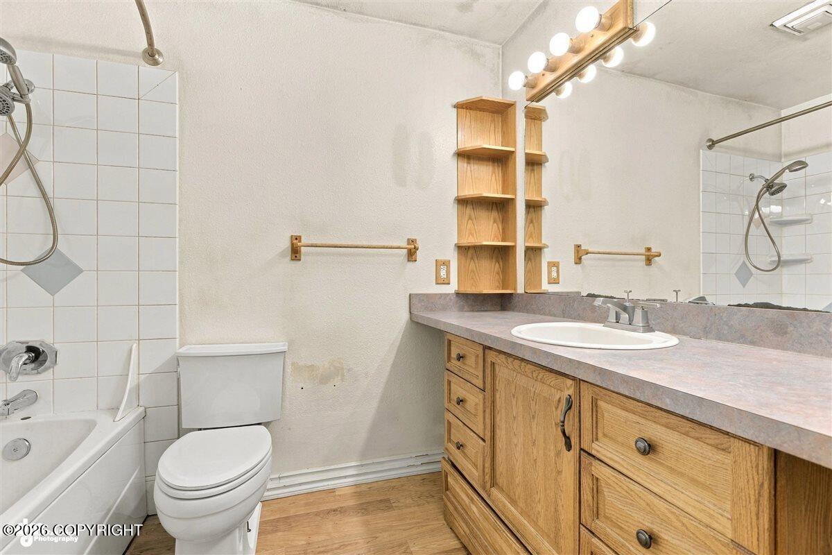 828 Norman Street Property Photo 18