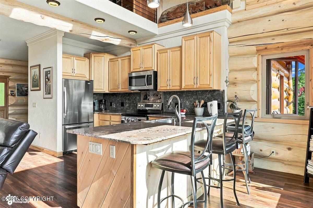 990 Mission Road Property Photo 13