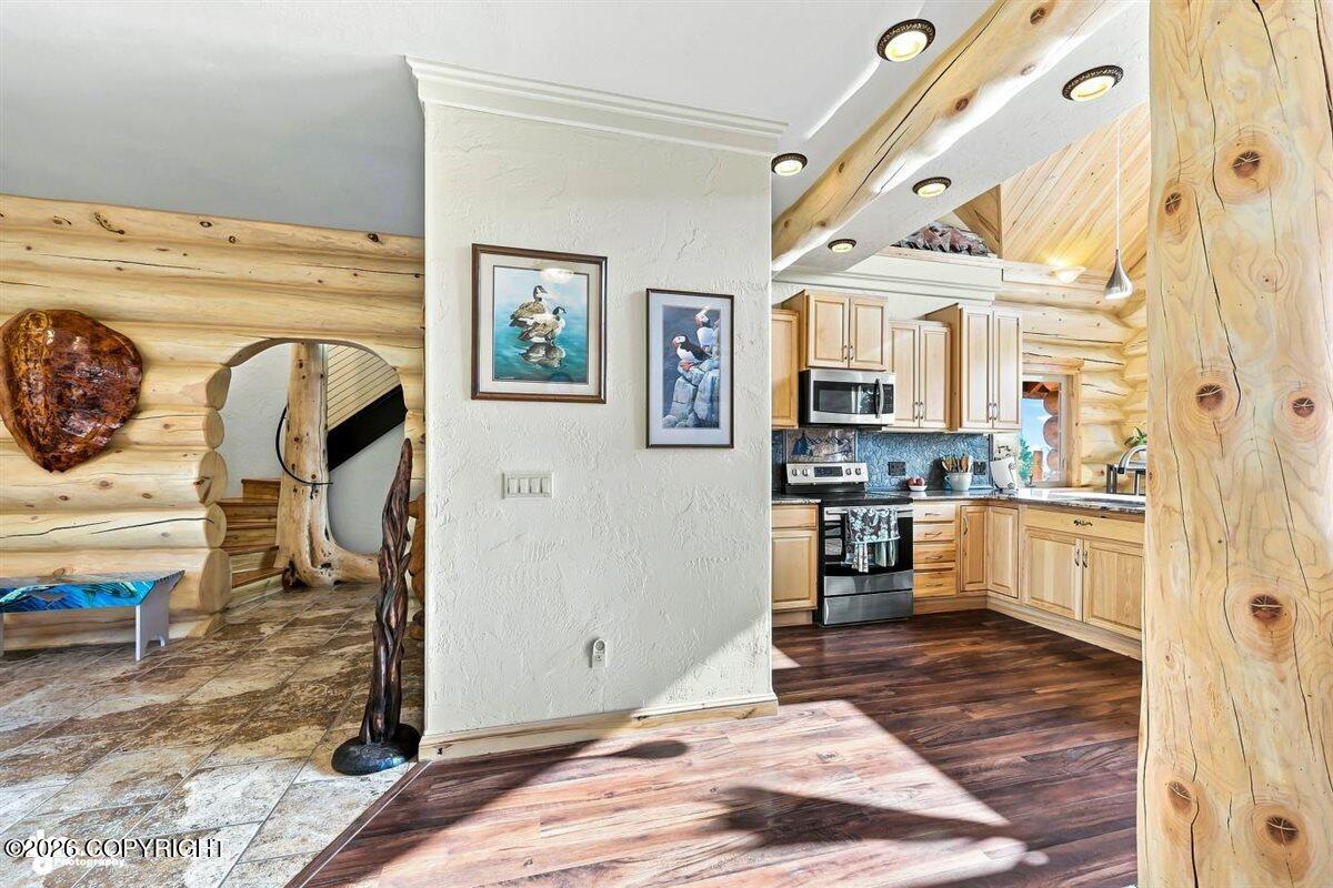 990 Mission Road Property Photo 25