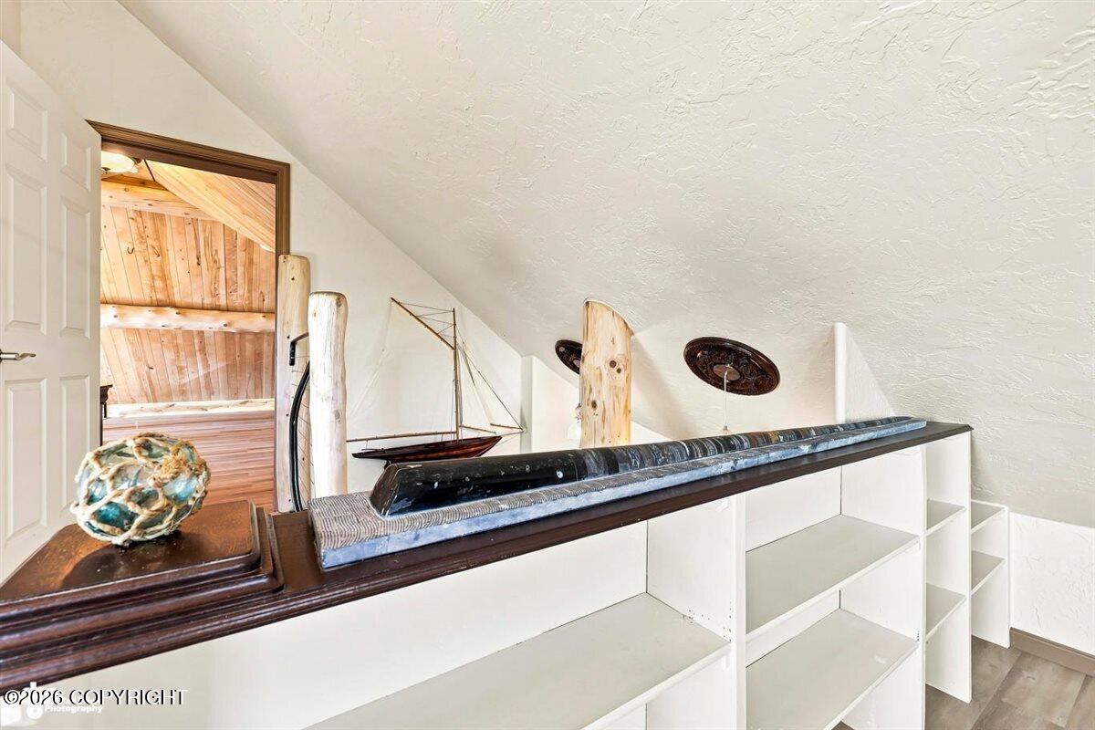 990 Mission Road Property Photo 33