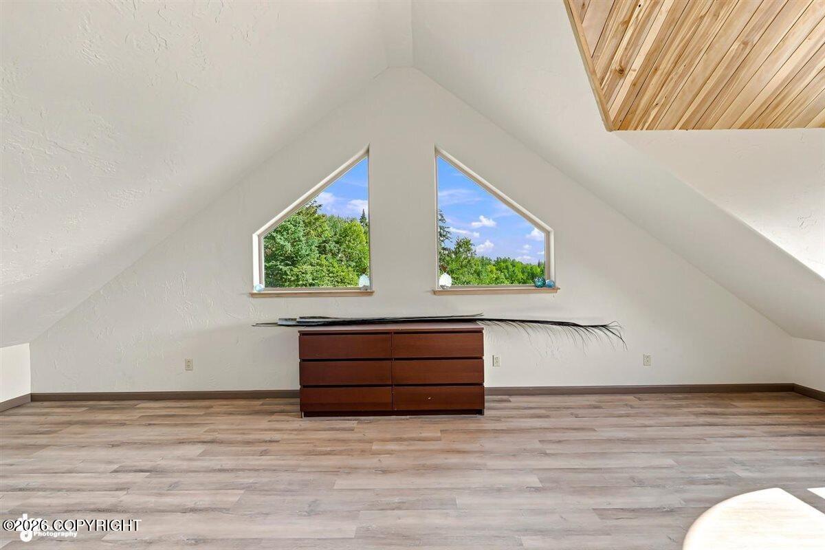 990 Mission Road Property Photo 35